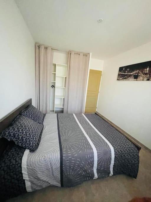 Jolie Maison De Village 2 Chambres Ouveillan Esterno foto